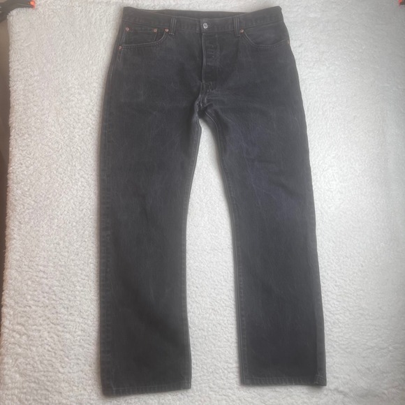 Levis 501 Original Fit Jeans Mens 37x31 fade Black Straight Leg Button Fly Denim - Picture 3 of 7